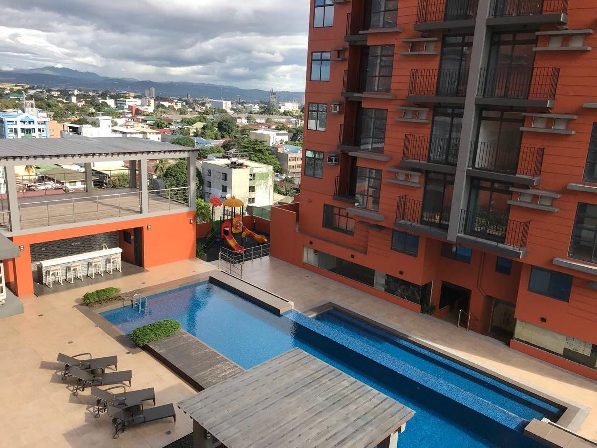 Portovita Towers Manila Bagian luar foto
